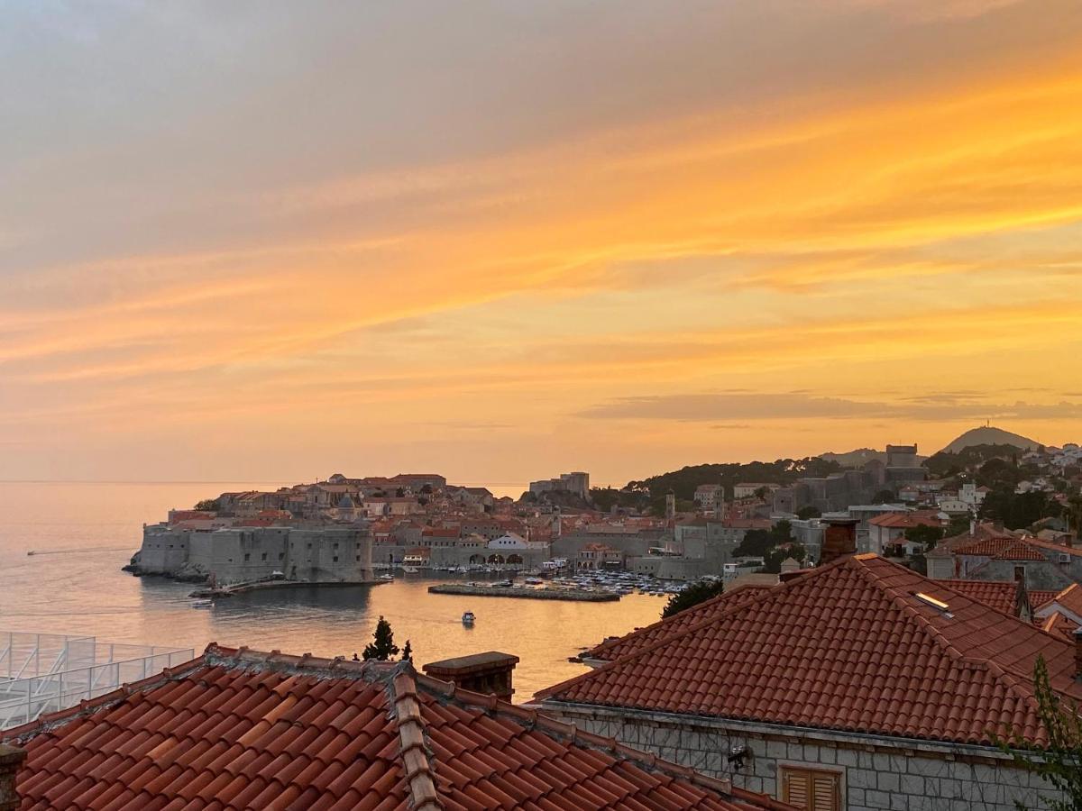 Sunset Over The Dubrovnik's Old Town Apartamento Dubrovnik